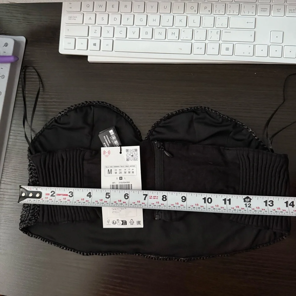 Zara Black Crocheted Strapless Crop Top - Picture 3 of 9